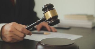 Areszt dla mężczyzny, który na złość żonie wysadził mieszkanie